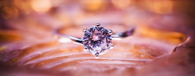 fialový kámen, prsten