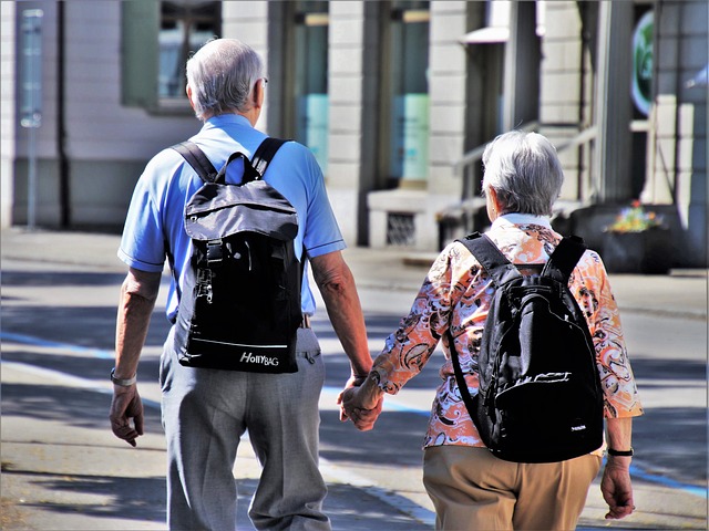 procházka seniorů