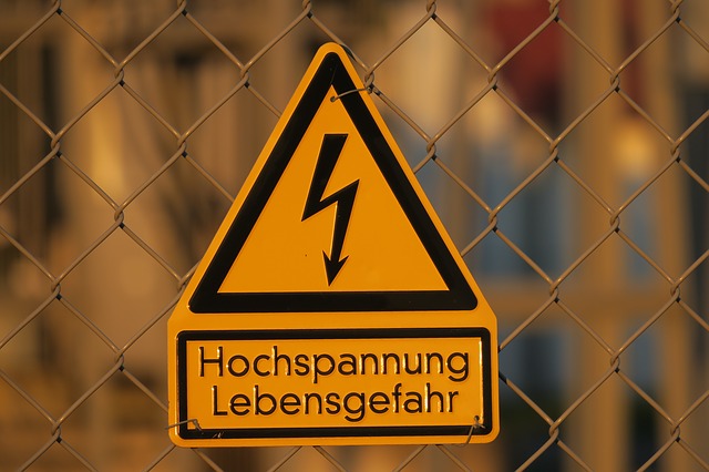 varování před elektřinou